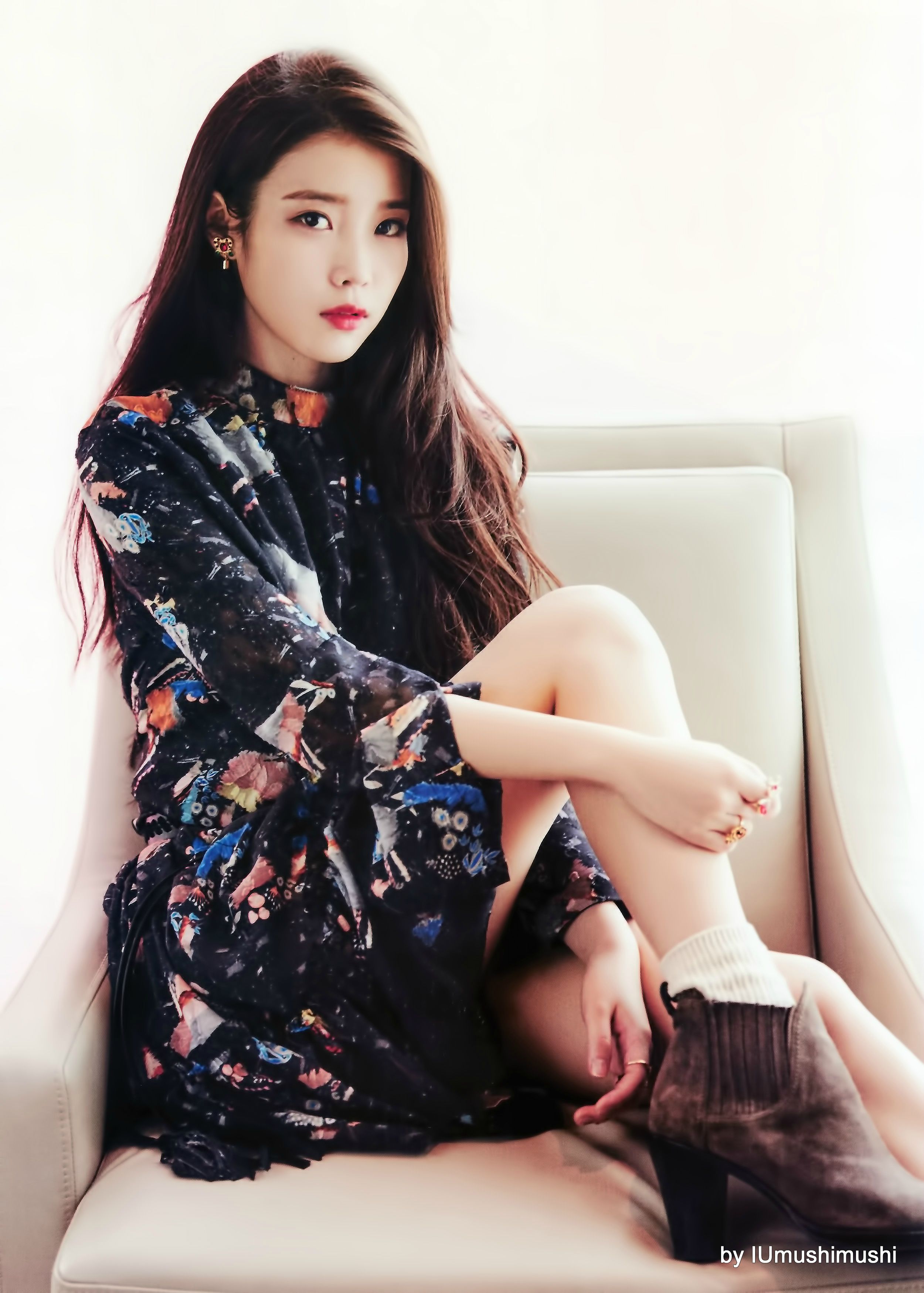 李知恩写真壁纸